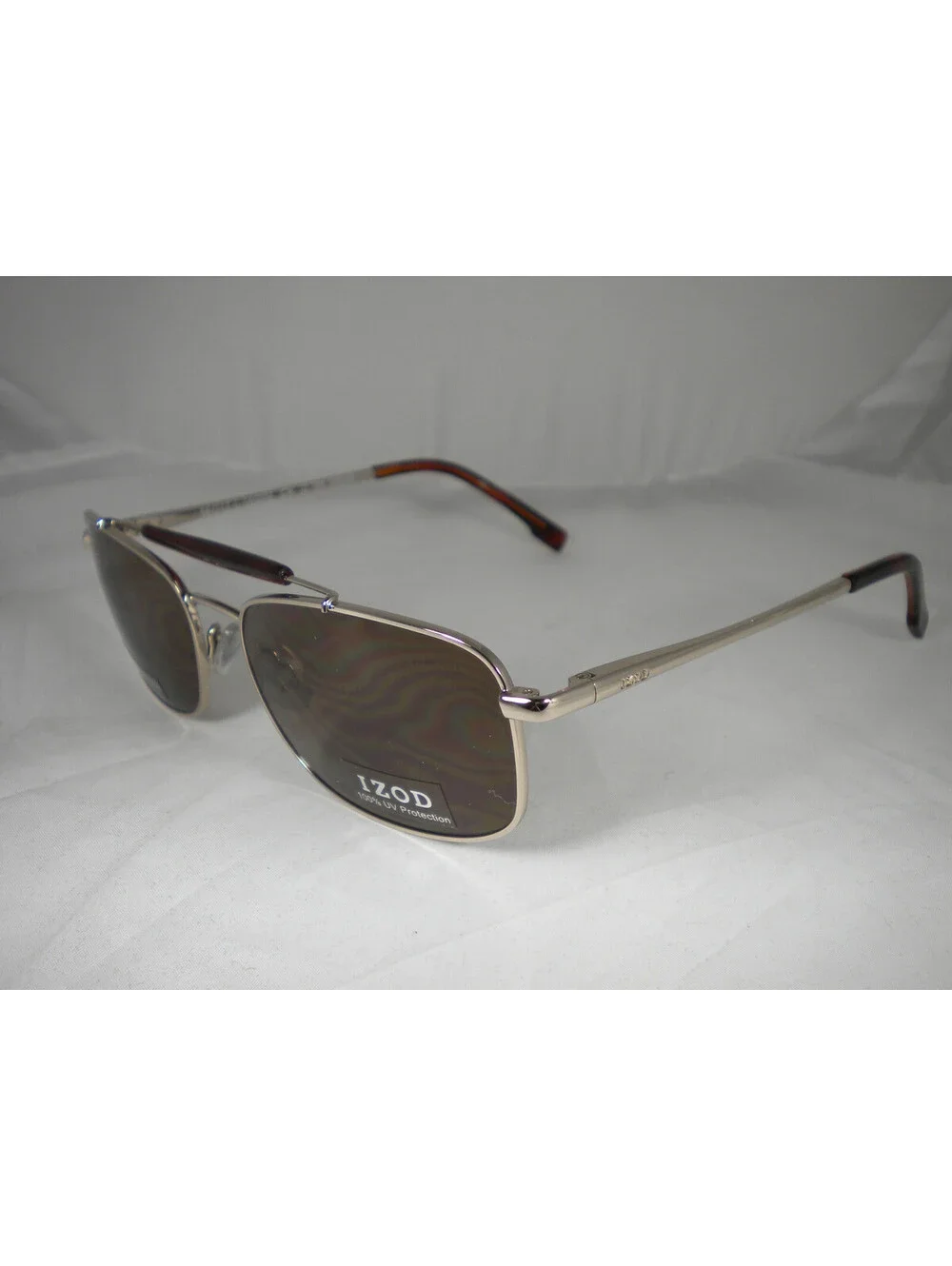 IZOD IZ765 Gold (I-26)